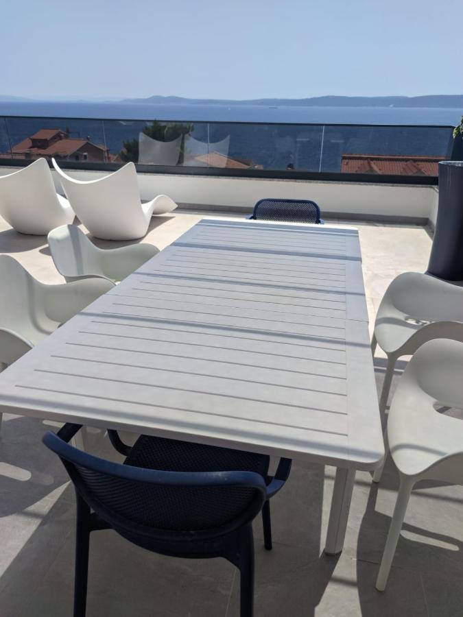 Luxury Apartment- Balcony- Private Rooftop And Jacuzzi- Common Pool Traù Esterno foto