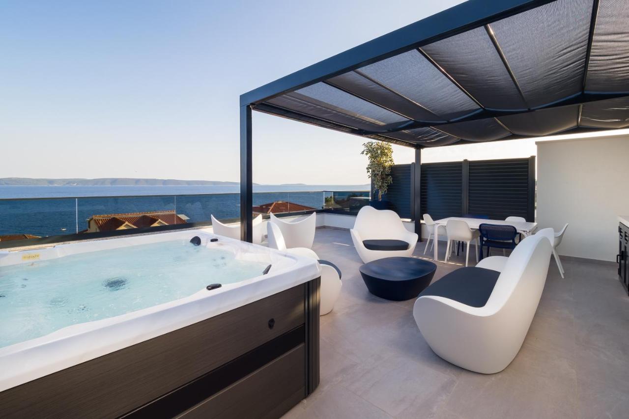 Luxury Apartment- Balcony- Private Rooftop And Jacuzzi- Common Pool Traù Esterno foto