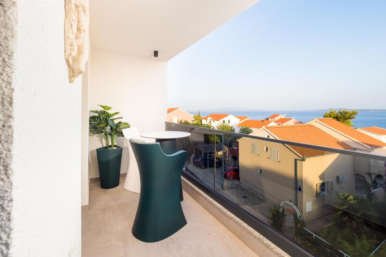 Luxury Apartment- Balcony- Private Rooftop And Jacuzzi- Common Pool Traù Esterno foto