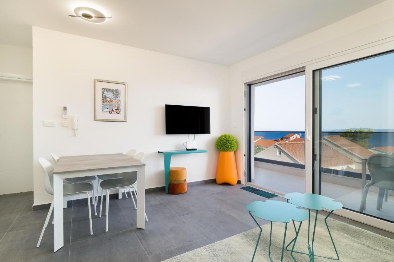 Luxury Apartment- Balcony- Private Rooftop And Jacuzzi- Common Pool Traù Esterno foto