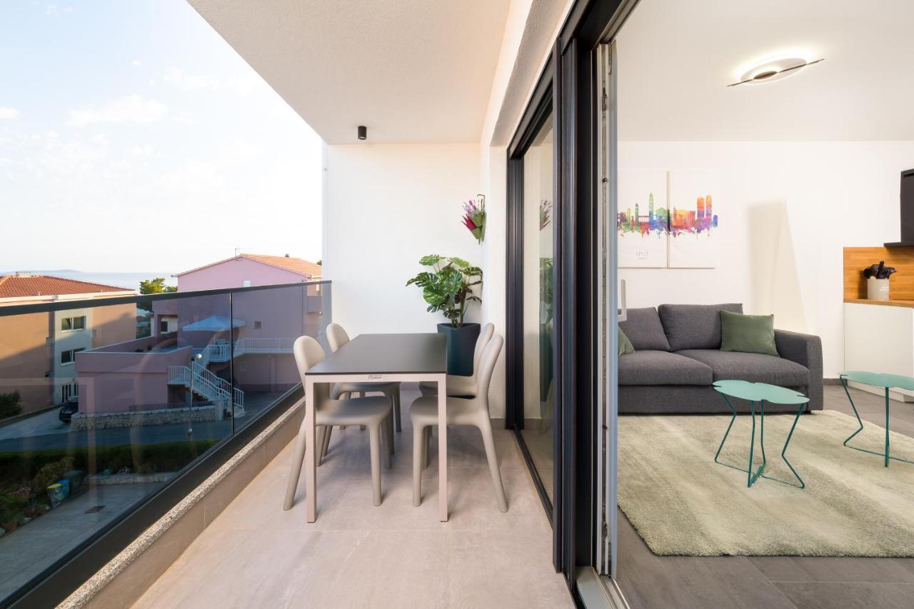 Luxury Apartment- Balcony- Private Rooftop And Jacuzzi- Common Pool Traù Esterno foto