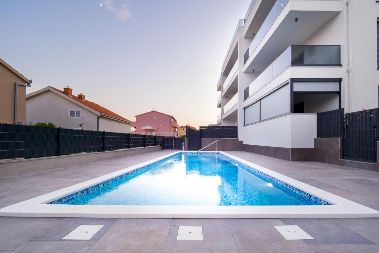 Luxury Apartment- Balcony- Private Rooftop And Jacuzzi- Common Pool Traù Esterno foto